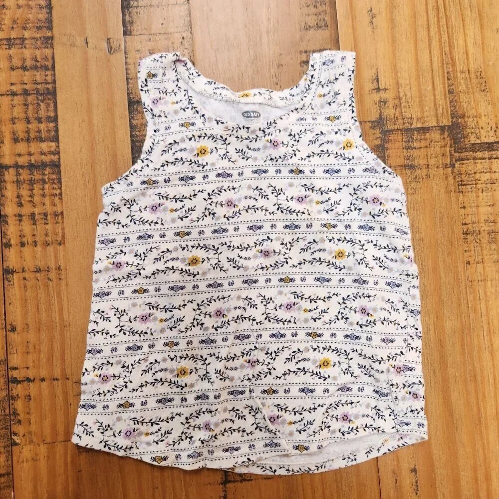 Bundle (10) Youth Girls Summer Outfits Clothing T-Shirt Tanks Jean Shorts 3-4